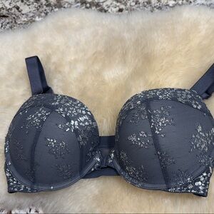 Victoria's Secret Gray Seamless Bra with Floral Elegance